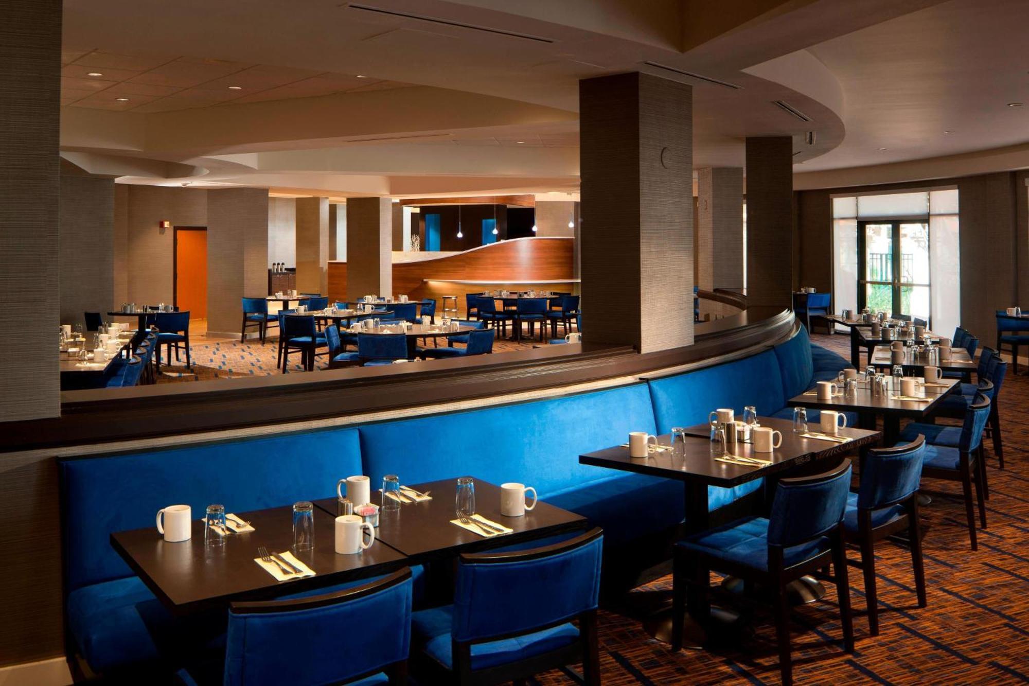 Courtyard By Marriott Orlando Lake Buena Vista In The Marriott Village Экстерьер фото