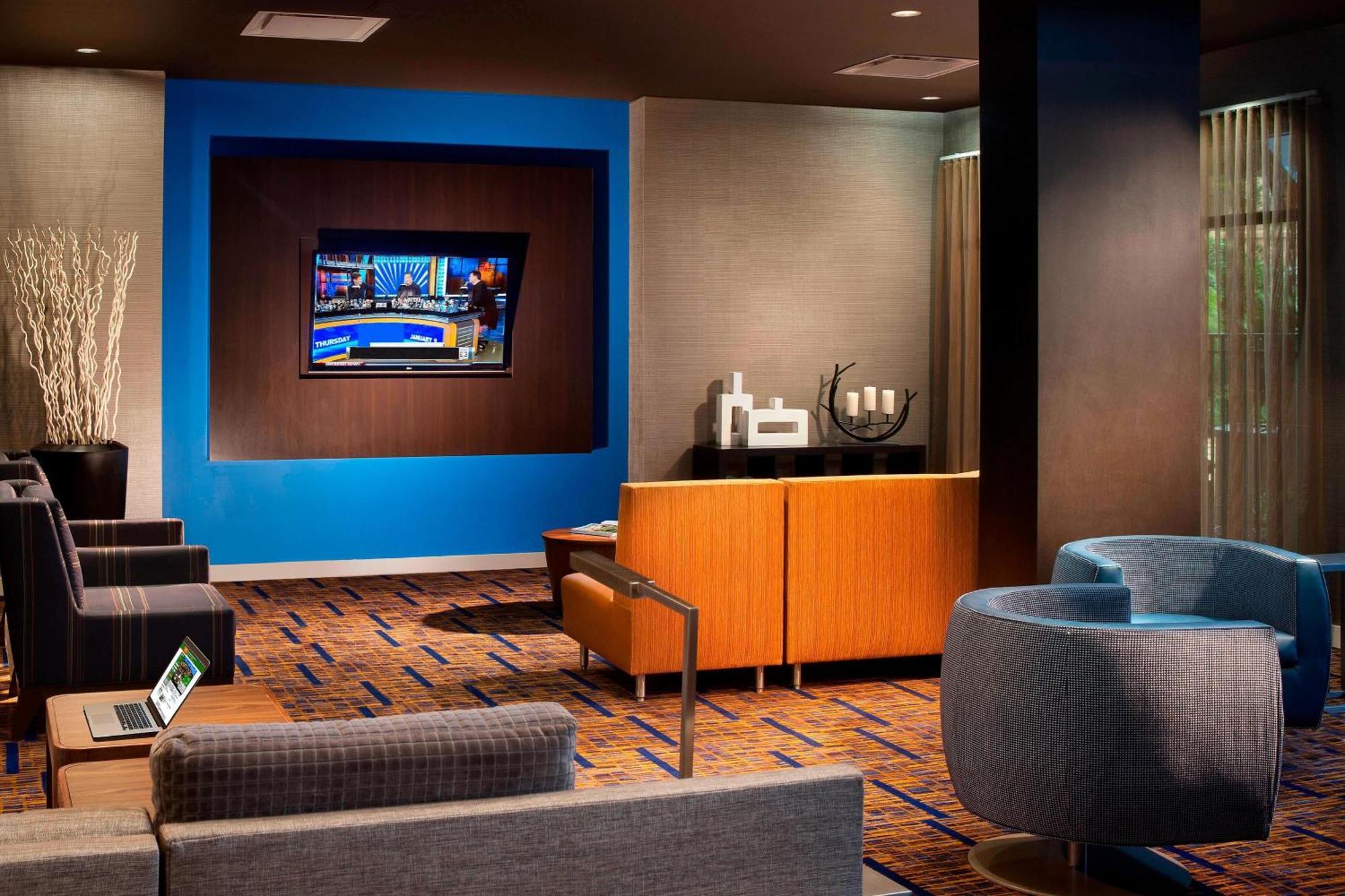 Courtyard By Marriott Orlando Lake Buena Vista In The Marriott Village Экстерьер фото
