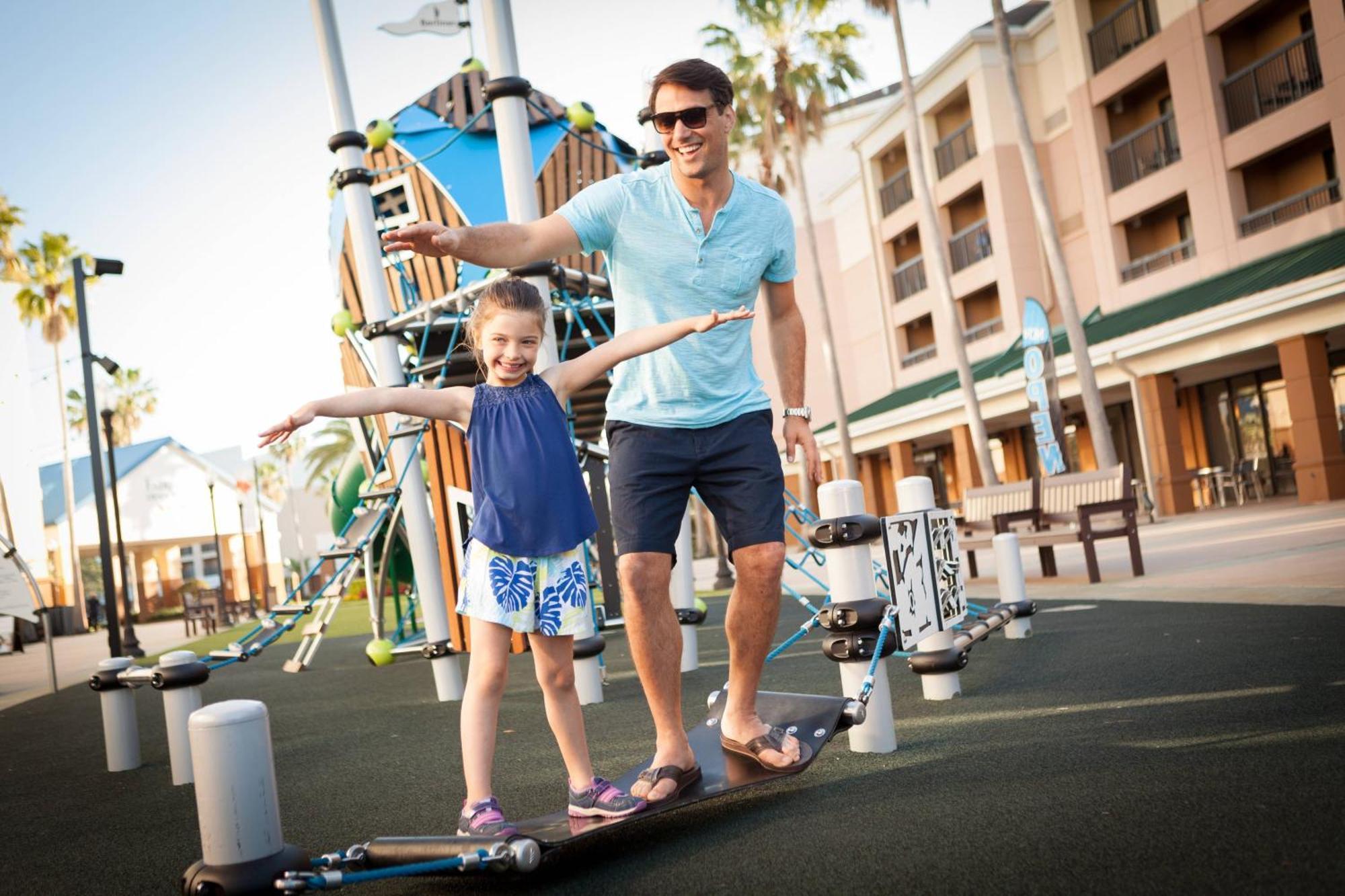Courtyard By Marriott Orlando Lake Buena Vista In The Marriott Village Экстерьер фото